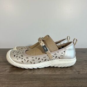 JBU Women's Sneakers in Metallic and Tan